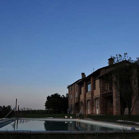 Bosco Dei Poveri Agazzano 外观 照片