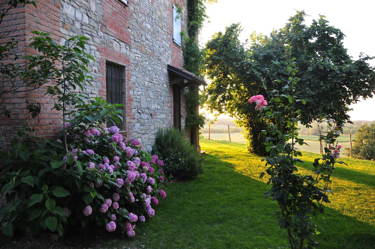 Bosco Dei Poveri Agazzano 外观 照片